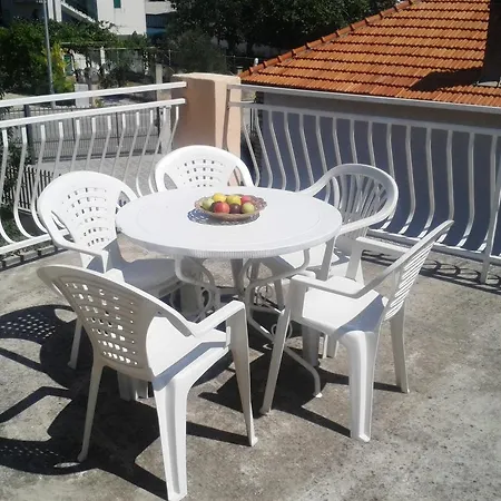 Apartments Angela Biograd Na Moru Exterior photo