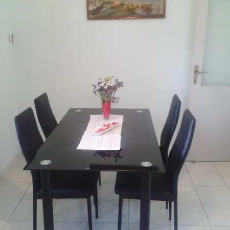 Apartments Angela Biograd Na Moru Exterior photo